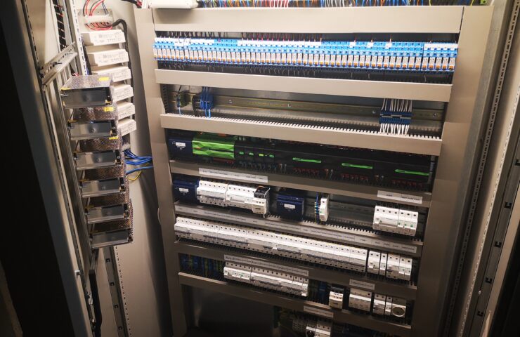 Loxone elosztószekrény